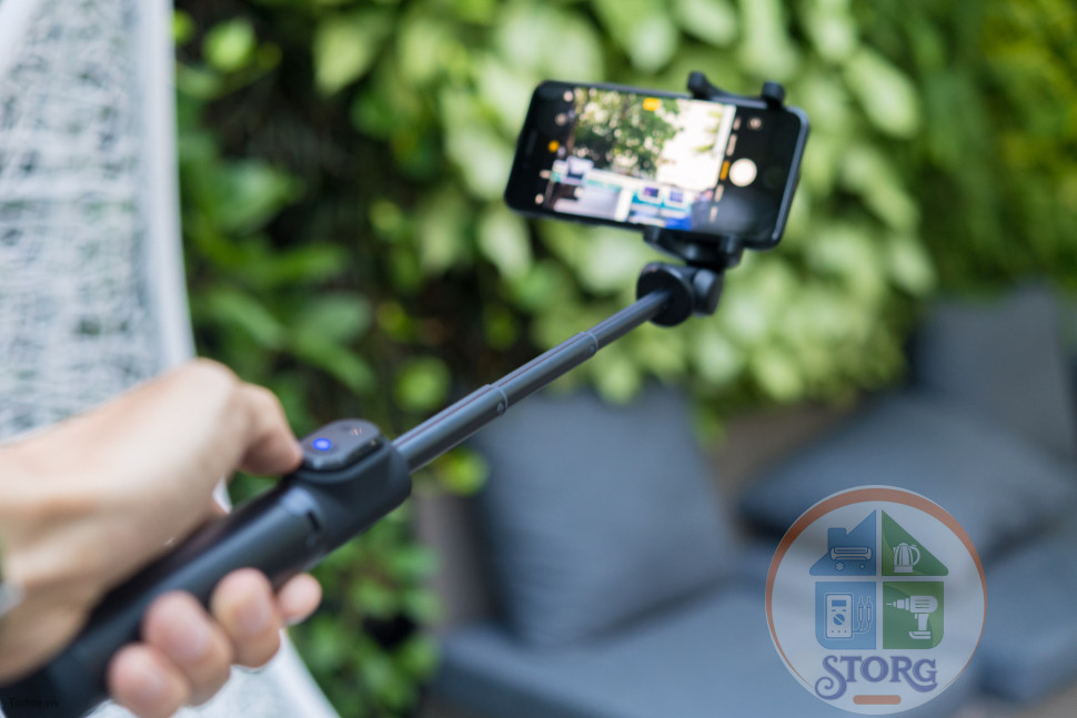 Монопод-трипод Xiaomi Mi Selfie Stick Tripod whith Bluetooth (FBA4107CN) черный